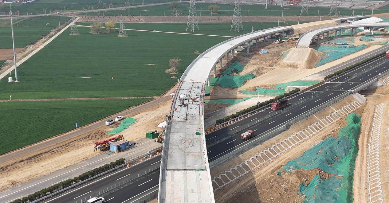 徐州東部繞越高速公路JL1標(biāo)段順利完成鋼箱梁架設(shè)節(jié)點目標(biāo)